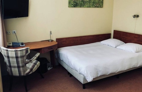 Deventer Hotel | Clean and Quiet Room Experience in Deventer's Heart Near Deventer Toy Museum