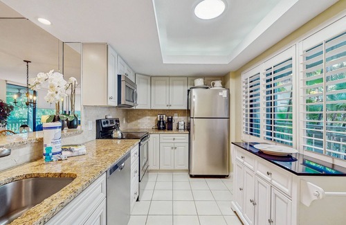 Bonita Bay Condo | Clean and spacious condo w/beach access, pickleball courts and private balcony