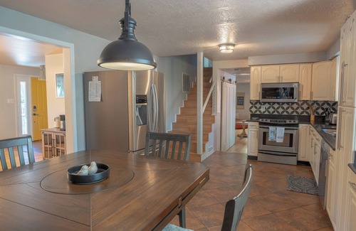 West University House | Clean, Charismatic, Relaxing and Simple Home in Reno, Reviews speak for it!