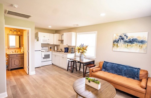 South Pittsburg Condo | Clean, Comfortable, Modern, & Private 1 BR Getaway in South Pittsburg