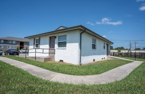 South Pittsburg Condo | Clean, Comfortable, Modern, & Private 1 BR Getaway in South Pittsburg
