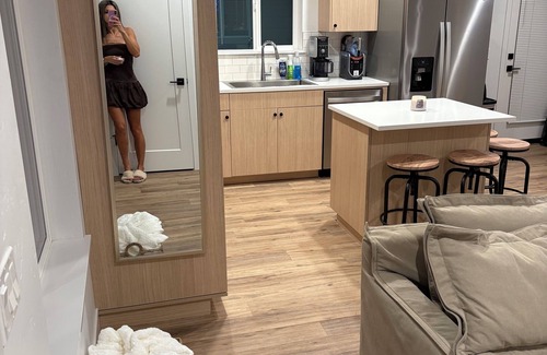 Eugene House | Clean & Contemporary Stay