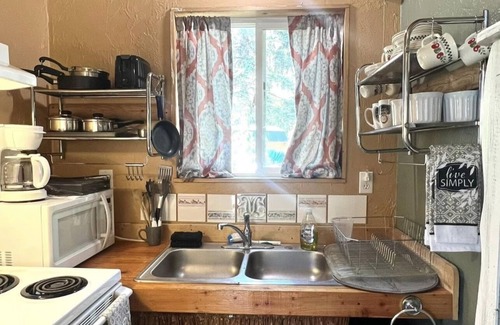 Conconully Cabin | Clean cozy cabin within 1/2 mile of 2 lakes and 100’s of sq miles of wilderness.