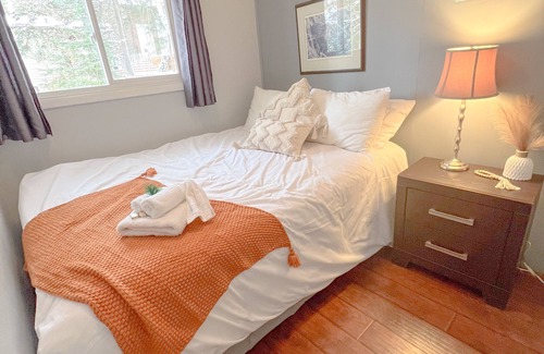 Saskatchewan Cabin | Clean, Cozy & Comfortable Lakefront Retreat