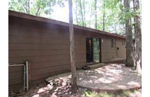 Jacksonville Apartment | Clean, cozy, convenient, and private
