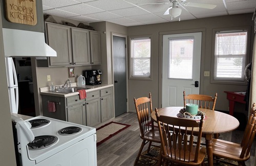 Silver City Cabin | Clean & Cozy family friendly cabin close to the Porcupine Mountains~