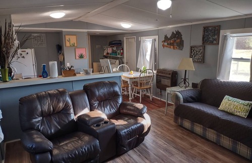 Saint Andrews House | Clean, Cozy Home W Kitchen Near I-24 Pet Friendly
