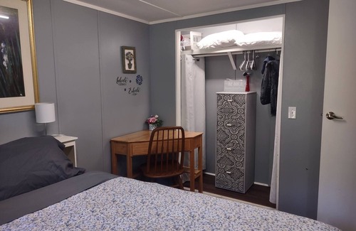Saint Andrews House | Clean, Cozy Home W Kitchen Near I-24 Pet Friendly