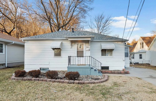 Council Bluffs House | Clean, Cozy, Quiet 2-bedroom