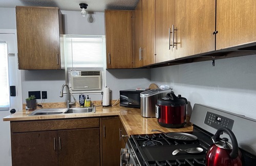 La Crosse Apartment | Clean & Cozy