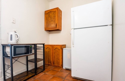 Bedford-Stuyvesant House | Clean & Elegant 2br Apt In A Brownstone Home