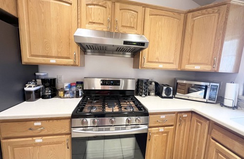 West Valley City House | Clean, Family Friendly, Spacious, Comfy Mattress, All 3 King Beds