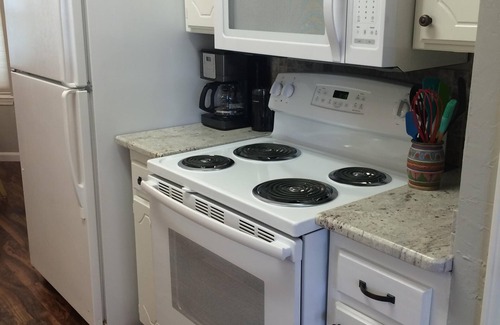 Amarillo House | Clean, Light, Centrally Located, Quiet Neighborhood