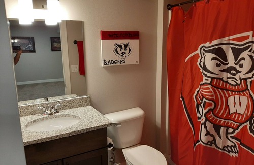 De Forest Condo | Clean new construction