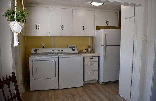 Medford Cottage | Clean, pet friendly, 2-Bedroom Cottage with large fenced yard.