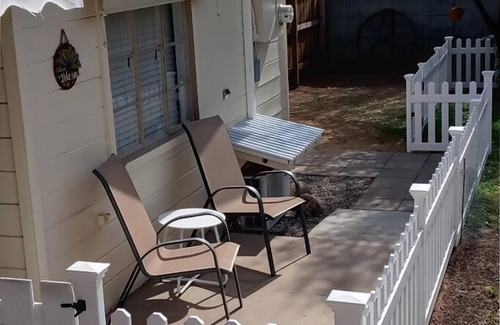 Camelback East House | Clean, Private Guestroom and Bath - Near Biltmore