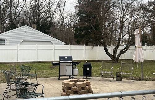 Pemberton House | Clean, private pet friendly on case by case basis and only 7 min. To joint base