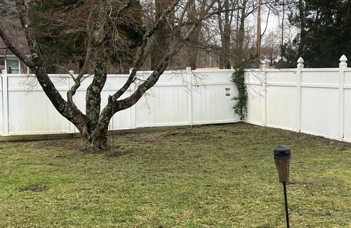 Pemberton House | Clean, private pet friendly on case by case basis and only 7 min. To joint base
