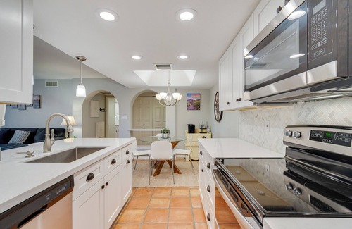 North Mountain Condo | Clean Quiet Beautiful Resort with 3 Pools