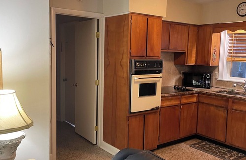 Vero Beach South House | Clean quiet safe Charming 2-bedroom house in beautiful Vero Beach Florida