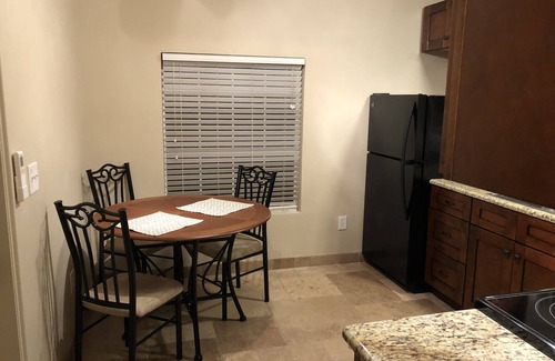 Tucson House | Clean, renovated 1 Bedroom with everything you need. Granite, Travertine!