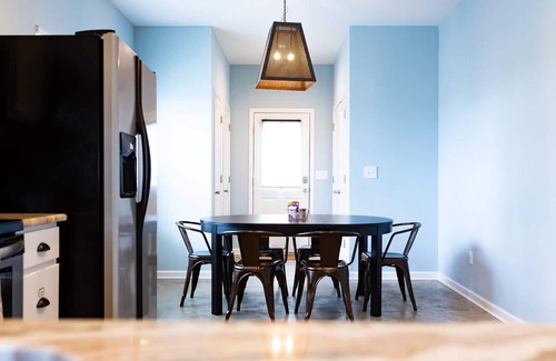 East Memphis Apartment | Clean & Serene House + Studio - Easy On/off I-40