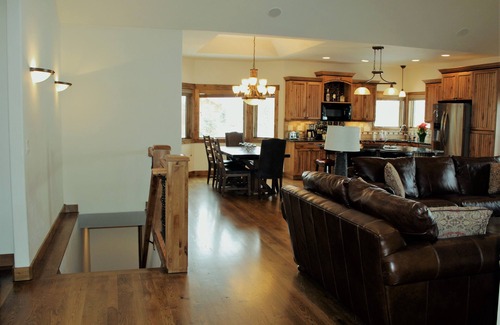 Victor House | CLEAN, SPACIOUS, & RELAXING WESTERN HOME, NEAR TETONS/YELLOWSTONE/JACKSON HOLE