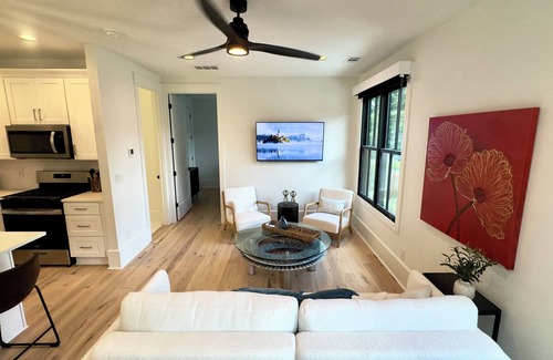 Alpharetta Apartment | Clean, stylish Apartment - Minutes from Downtown Alpharetta