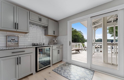 Mount Holly House | *CLEANING FEE WAIVED on 5+ Night Stay!* Hot Tub, Dock, Fire Pit Beach/Pool