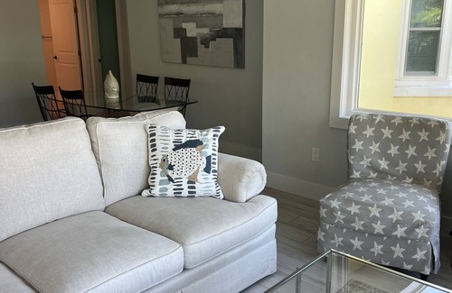 Bonita Springs House | Cleanly Renovated River House