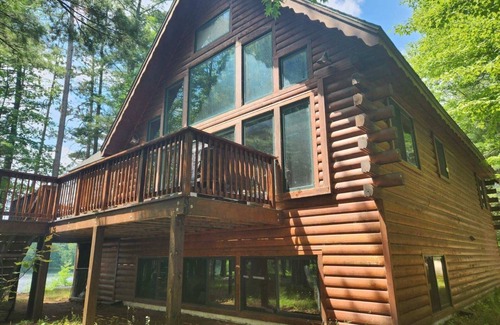 Hayward Cabin | Clear Lake Point - log cabin on private peninsula