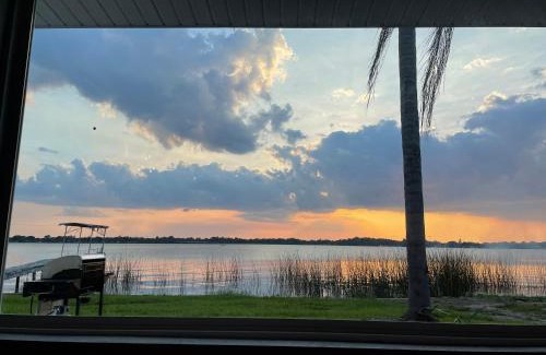 Southwest Orlando House | Clear Lake Retreat: Private pool, lakefront