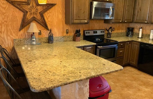 Concan House | Clear Water Casa @ Frio Select Rental Homes