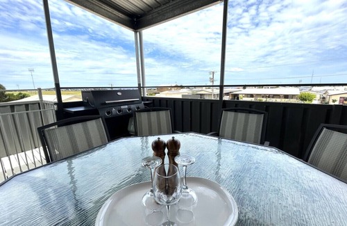 Port Victoria House | Clearview Shack - Entire Home in Port Victoria