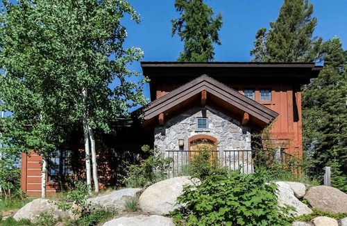 Tamarack Resort Cottage | Clearwater Cottage 87 at Tamarack Resort by Casago Mccall - Donerightmanagement