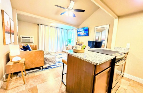 Mid America Condo | Clearwater Golden Escape