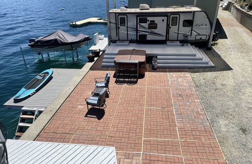 Chelan House | Clearwater RV tamping on the shores of Chelan