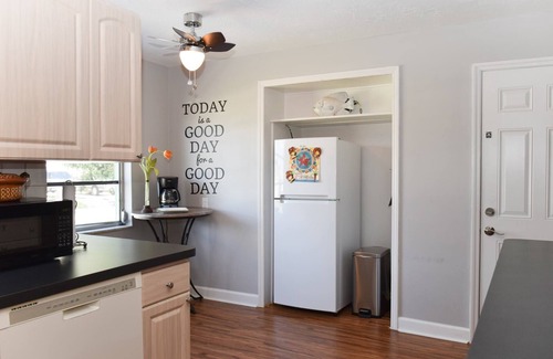 Clearwater House | Clearwater Vacation House/Private Home Minutes From Beaches