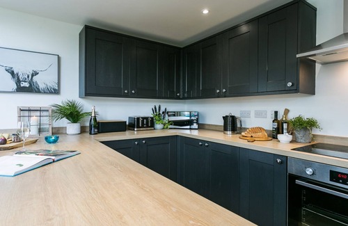 Holyhead Cottage | Cleifiog Fawr - sleeps 8 guests in 4 bedrooms