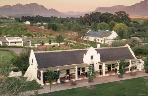 Parow Apartment | Clem Guest House