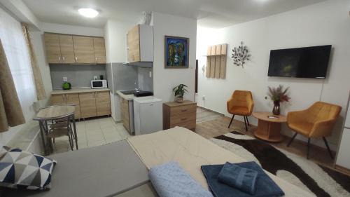 Szazhalombatta Apartment | Clementine Apartman