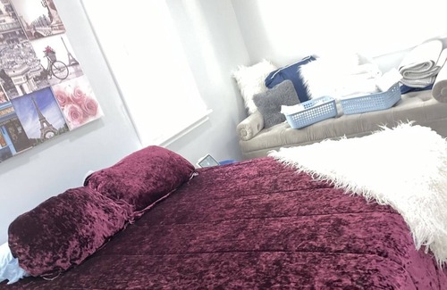 Clementon Apartment | Clementon Home, perfect for Families