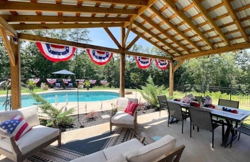 Central House | Clemson Gameday Home w/Pool