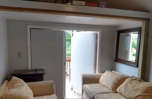 Ronda Cabin | Cleo's Village Unit 1 1 Bedroom Cabin by Redawning