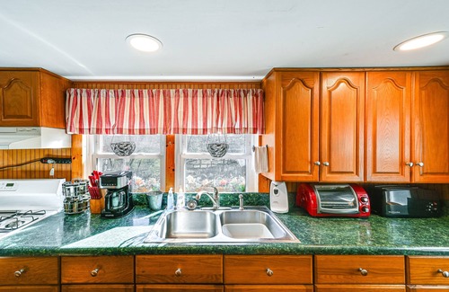 Cleveland Cabin | Cleveland Home w/South Saluda Fishing Access