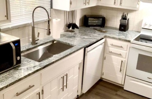 Akron Apartment | Cleveland House at Turkeyfoot