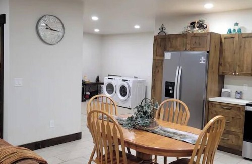 Meeker House | Cleveland Place