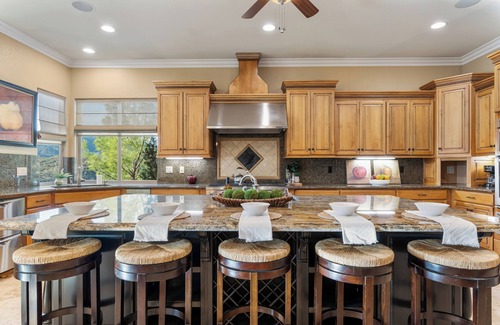 Murrieta House | Cleveland Vista by AvantStay | Pool, Hot Tub, Fire Pit + Panoramic Views