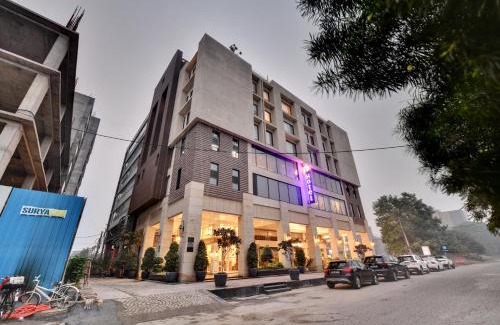 Ranjit Avenue Hotel | Click Collection Amritsar