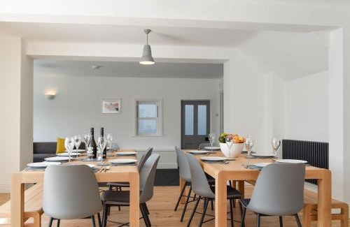 Swanage House | Cliff House